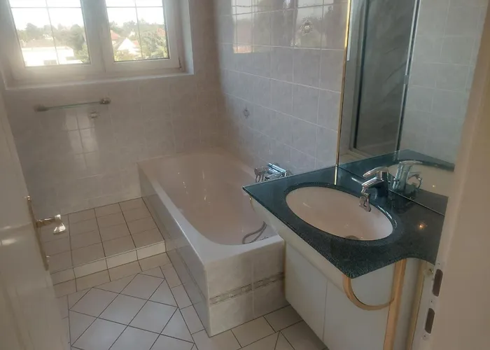 Leo Chill Chill Leopoldsdorf